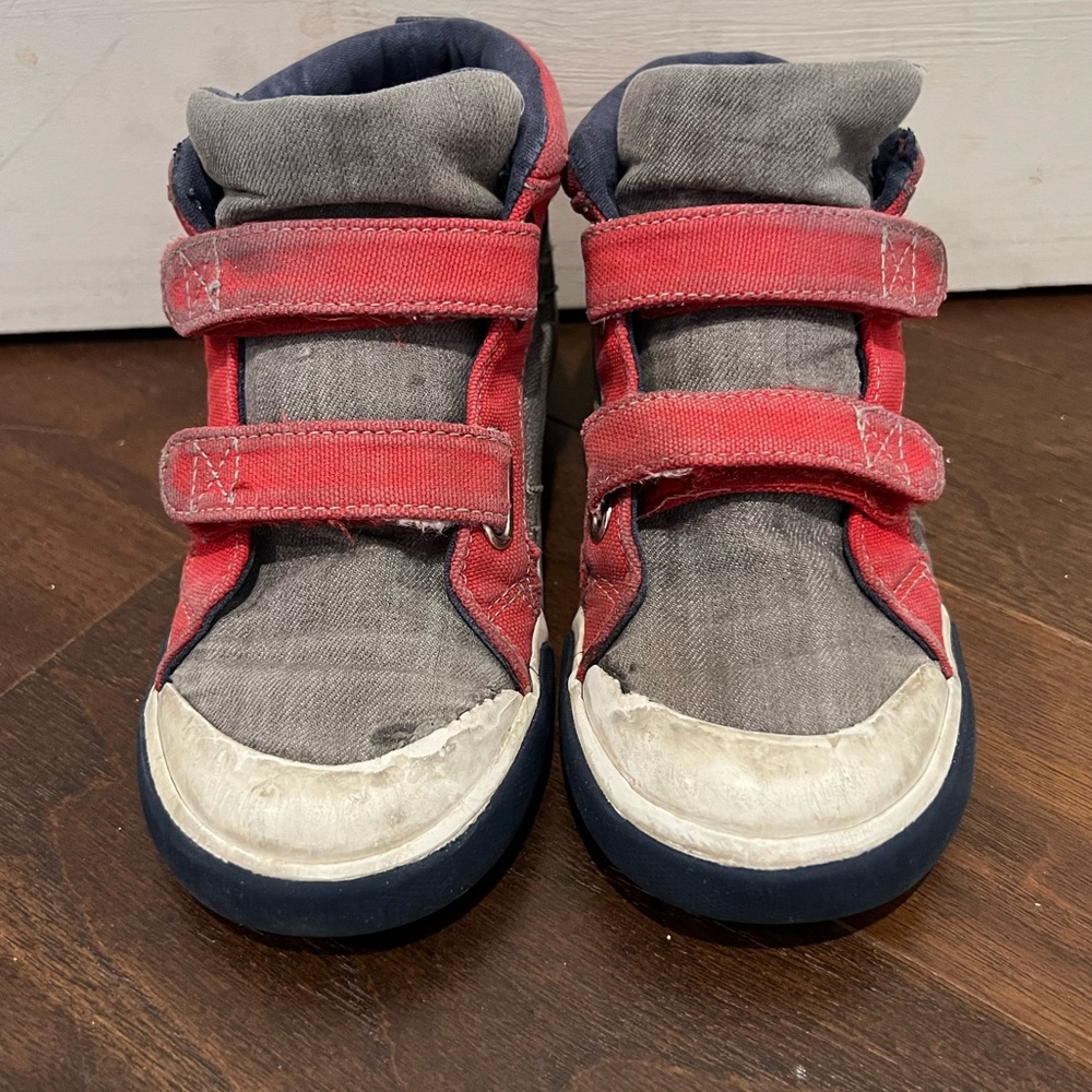 See Kai Run Matty sneakers